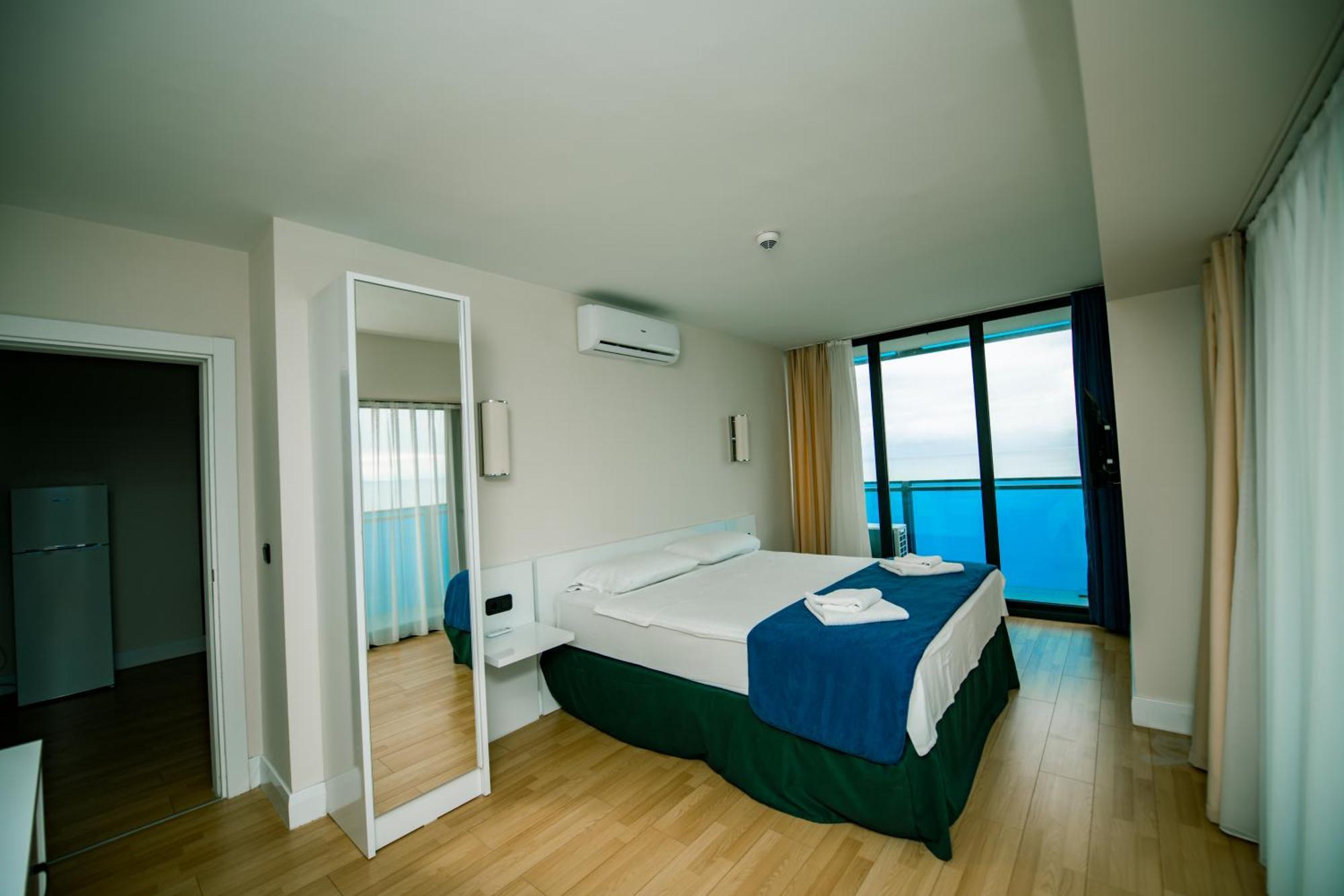 Sea View Apartments In Orbi City Batumi Exterior foto